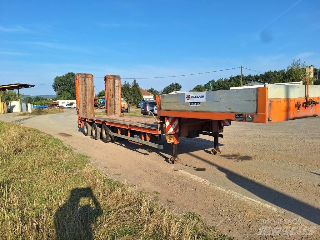  Zrůst N25.31-Z01 Низькорамні напівпричепи