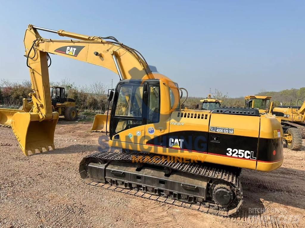 CAT 325 CL Гусеничні екскаватори