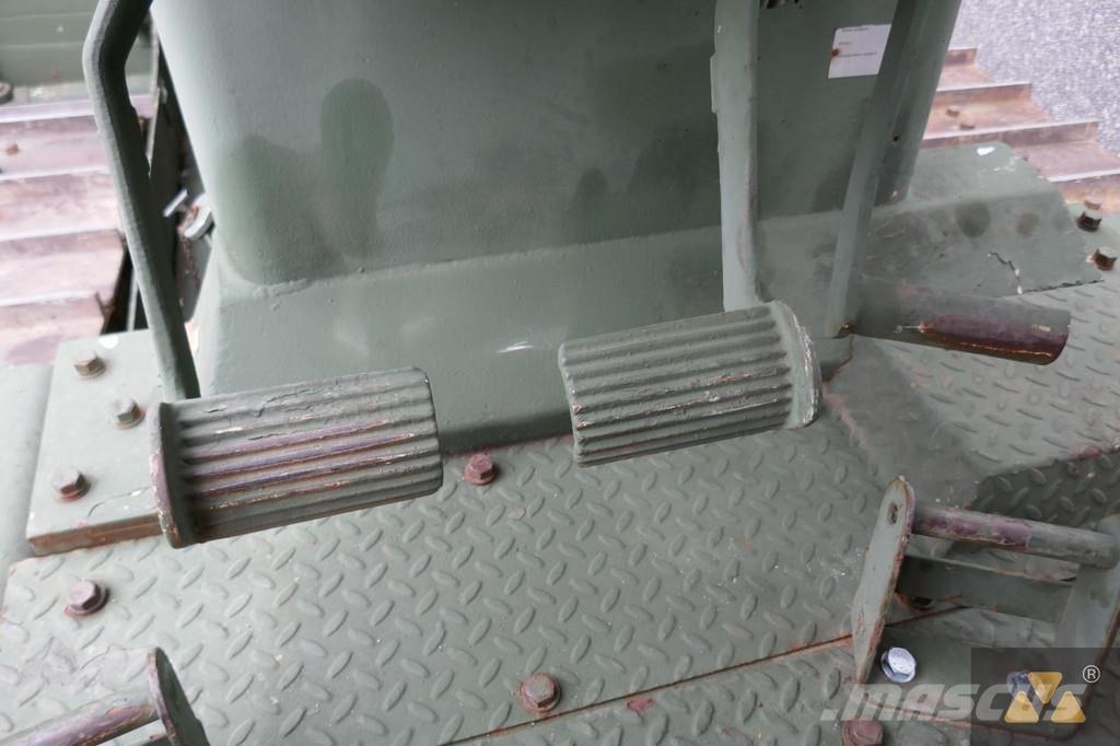 CAT D7G Ex-army Гусеничні бульдозери