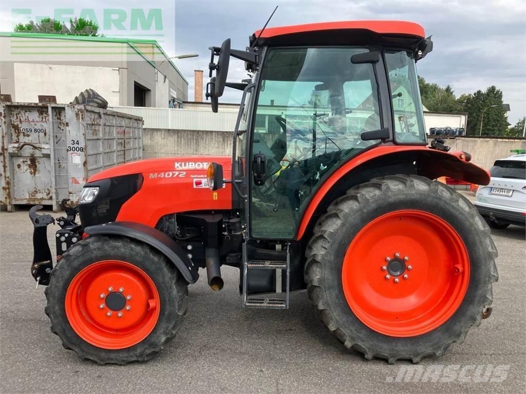 Kubota M4072 Трактори