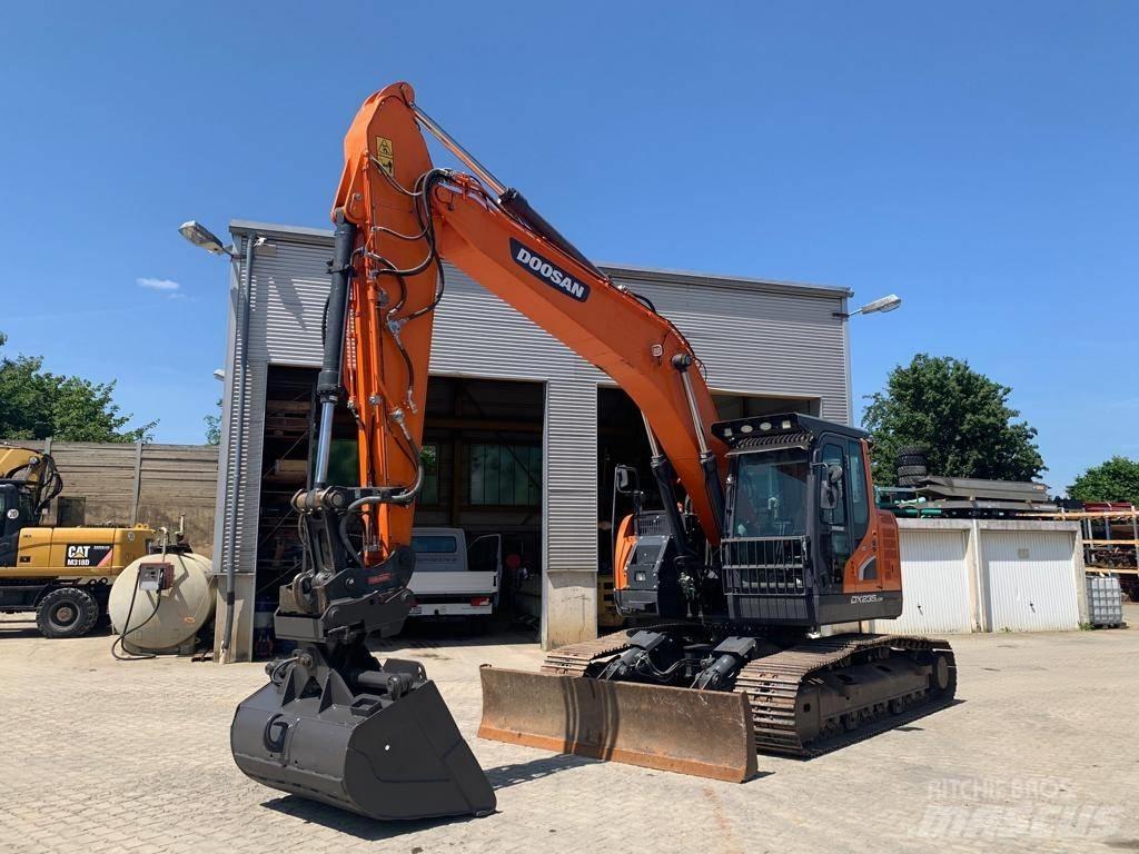 Doosan DX 235 LCR-5 Гусеничні екскаватори