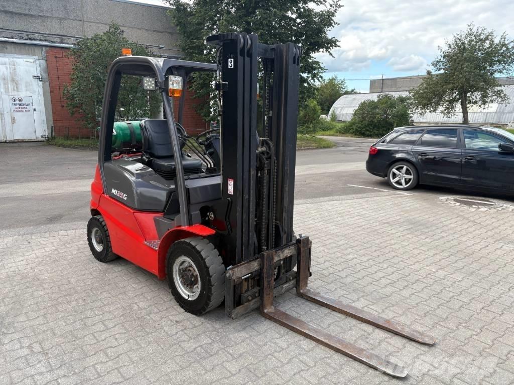 Manitou MI 25 G Газові навантажувачі
