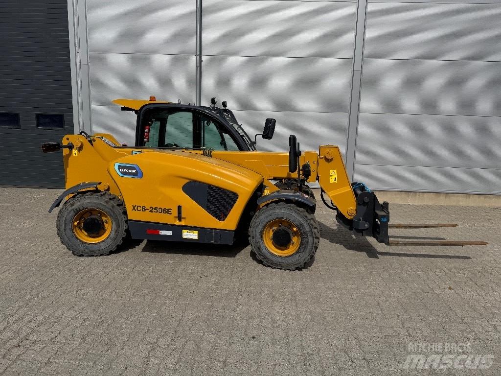 XCMG XC 6-2506 E Телескопічні навантажувачі