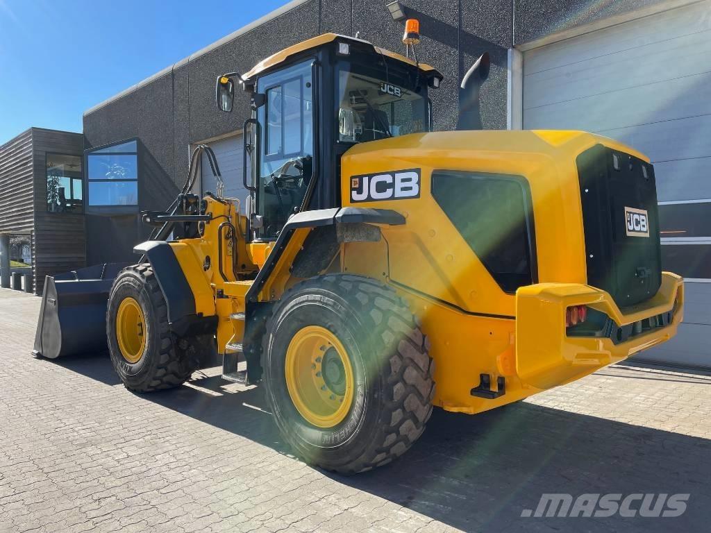 JCB 427 Фронтальні навантажувачі