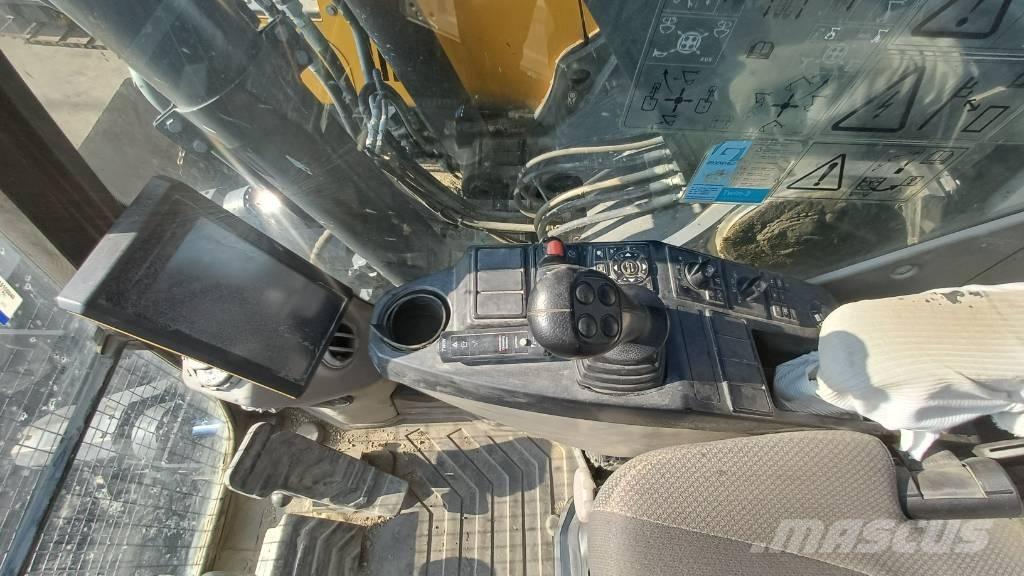 Volvo ECR 235 EL Гусеничні екскаватори