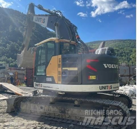Volvo ECR 235 EL Гусеничні екскаватори