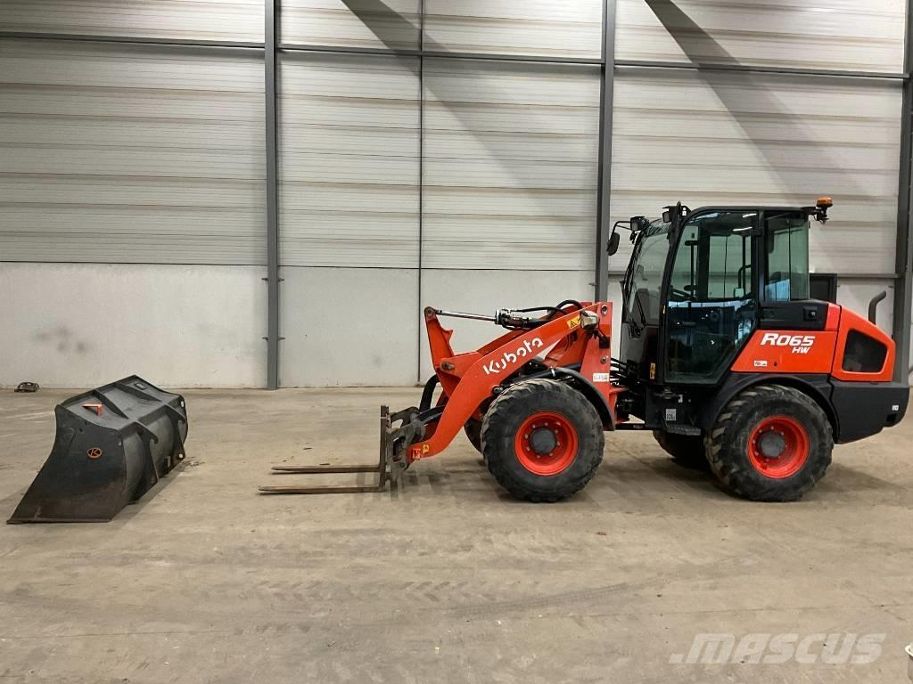Kubota R 065 Фронтальні навантажувачі