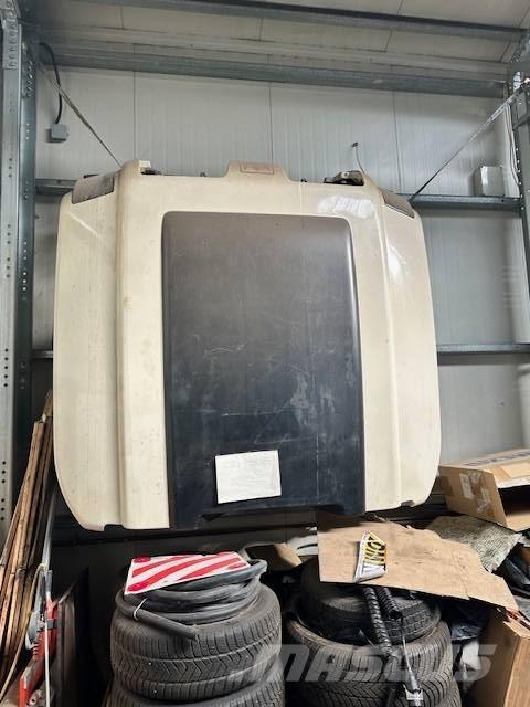 Terex TA300 Зчленовані самоскиди