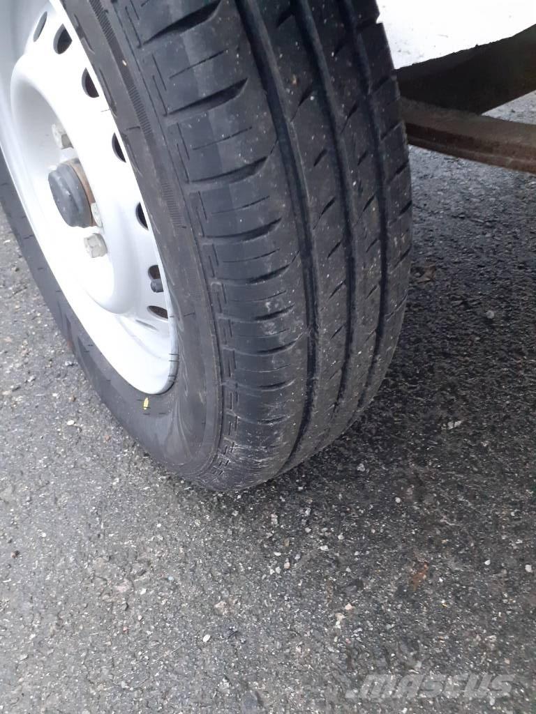 Muuli 1500L Легкі причепи