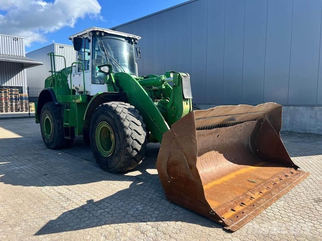 CAT 950M Фронтальні навантажувачі