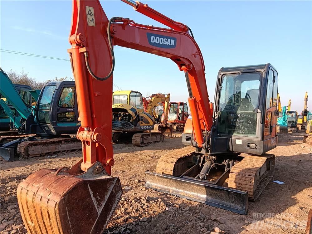 Doosan DH 60-7 Міні-екскаватори < 7т