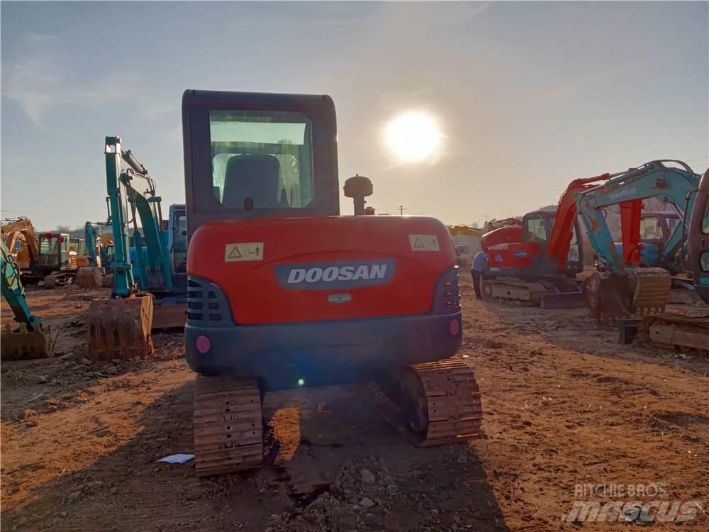 Doosan DH 60-7 Міні-екскаватори < 7т