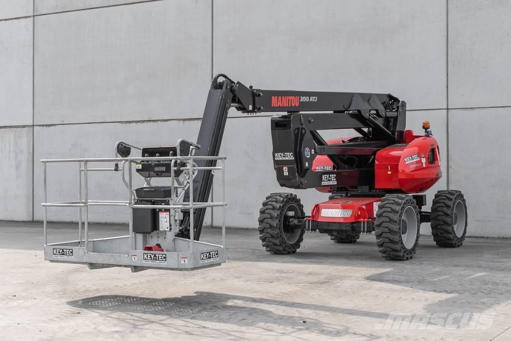 Manitou 200 ATJ Колінчаті підйомники