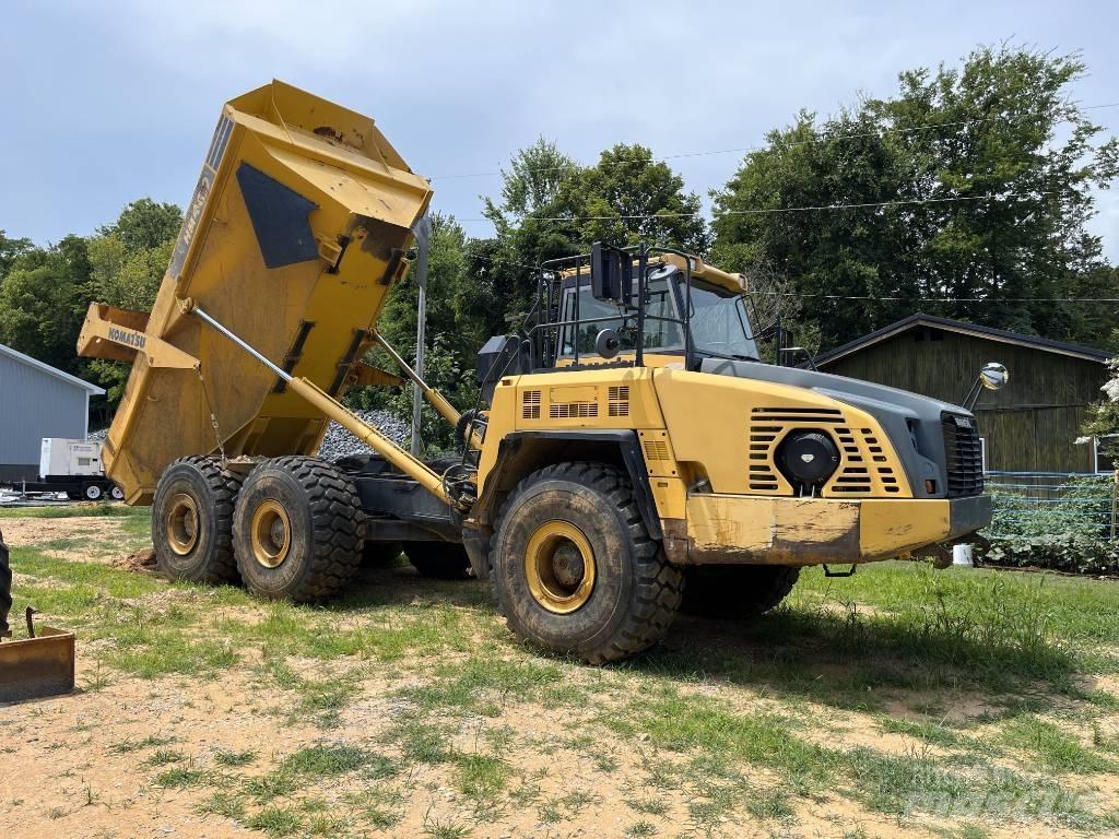 Komatsu HM 400 Зчленовані самоскиди