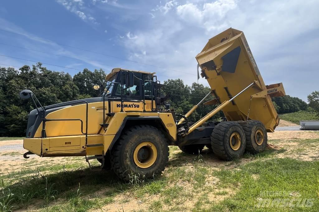 Komatsu HM 400 Зчленовані самоскиди