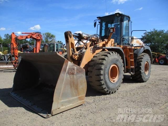 CASE 921 E Фронтальні навантажувачі