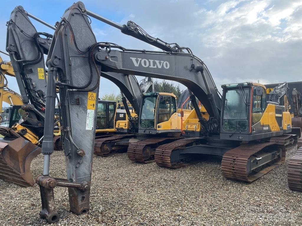 Volvo EC250EL Гусеничні екскаватори