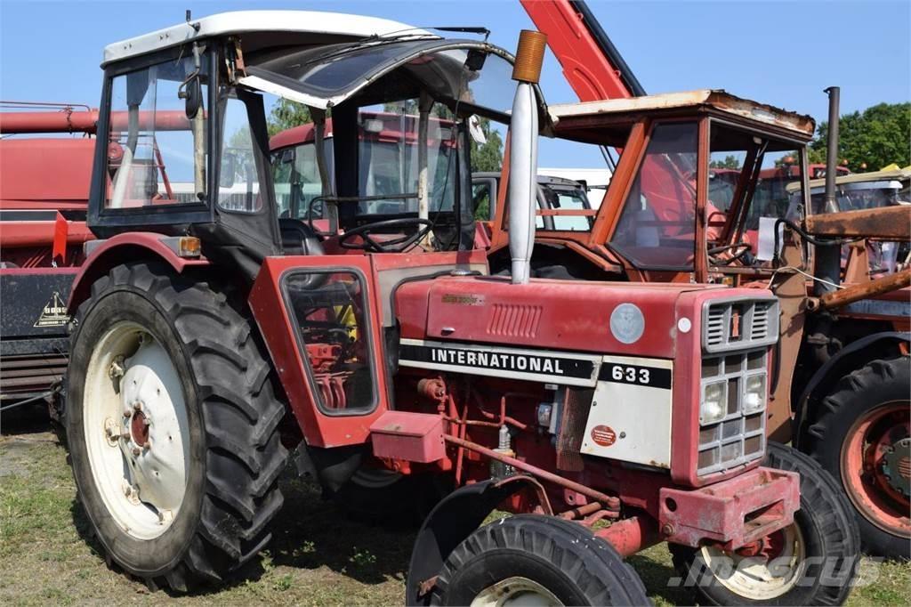 Case IH 733 Трактори
