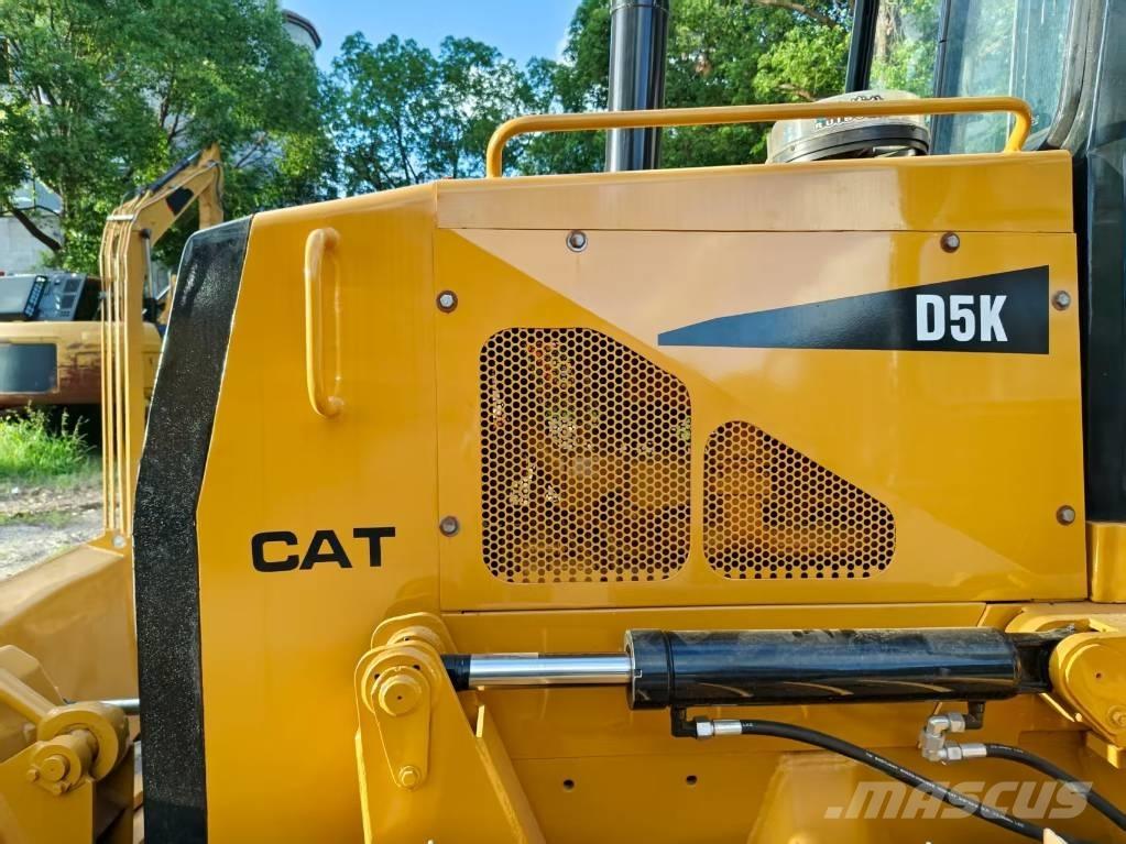 CAT D 5 K Гусеничні бульдозери