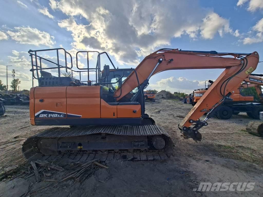 Doosan DX140LC-7 Гусеничні екскаватори