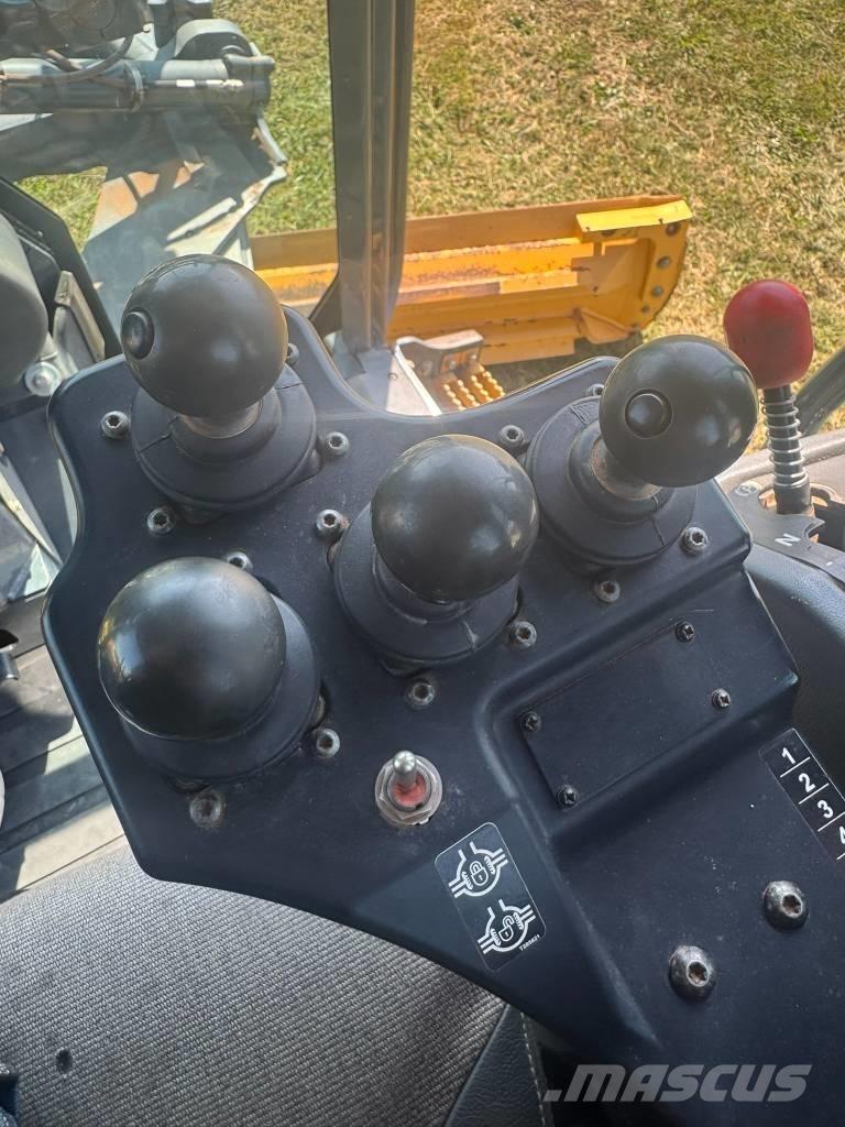 John Deere 672 GP Грейдери