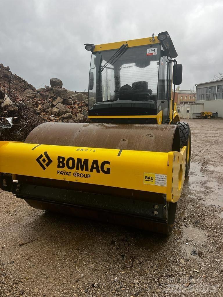 Bomag BW211 D5 Грунтові котки