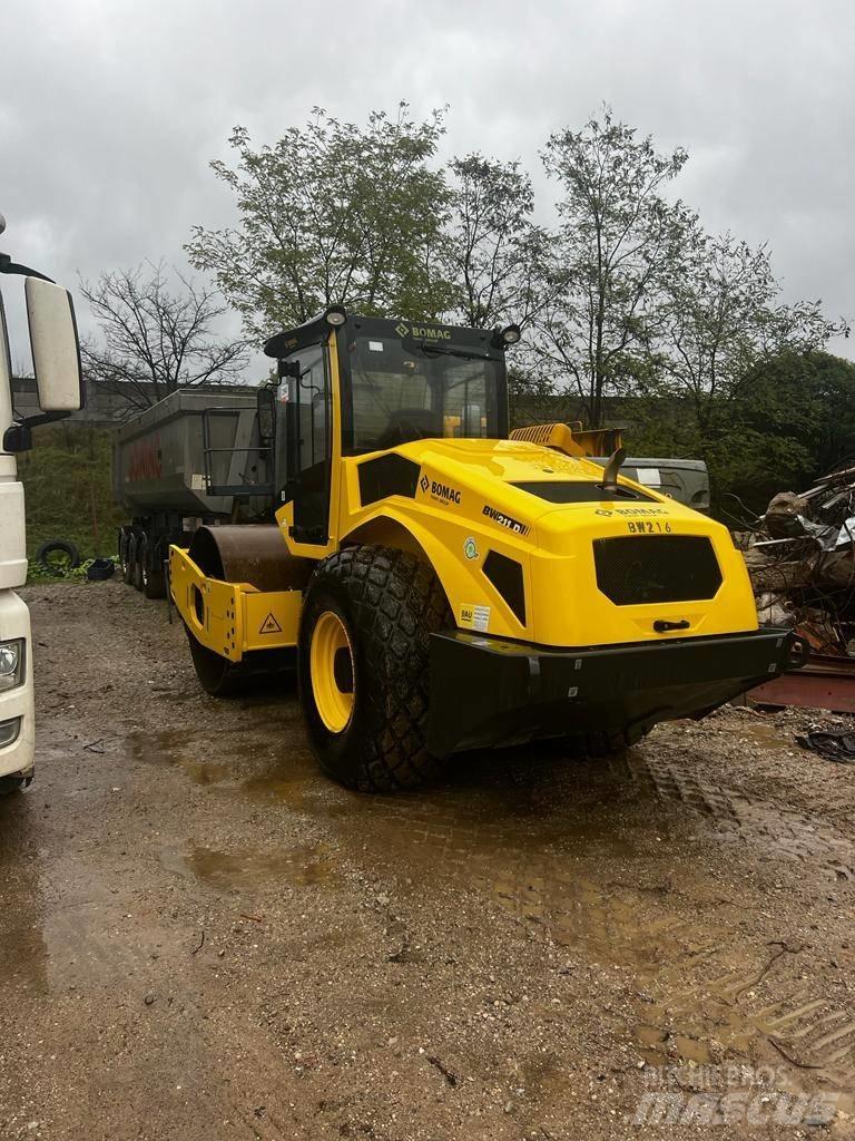 Bomag BW211 D5 Грунтові котки