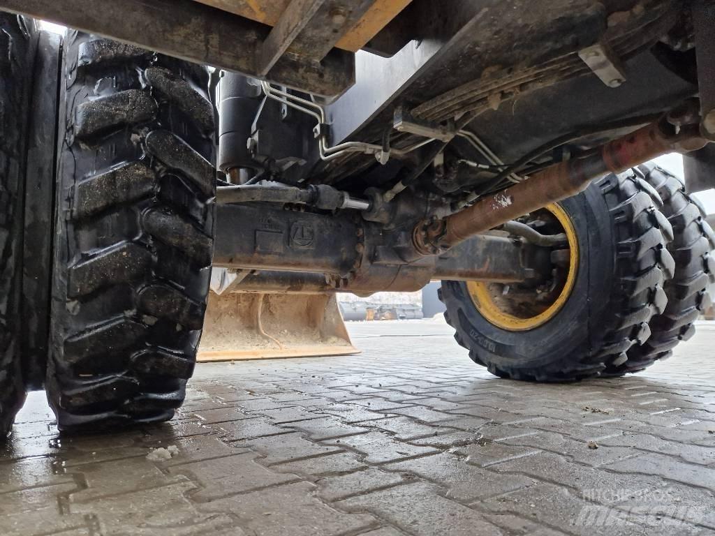 Volvo EW 160 E Колісні екскаватори