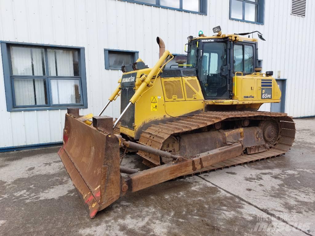 Komatsu D65PX-18 Гусеничні бульдозери