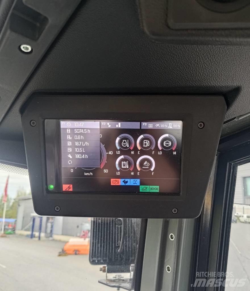 Kramer 8155L Фронтальні навантажувачі