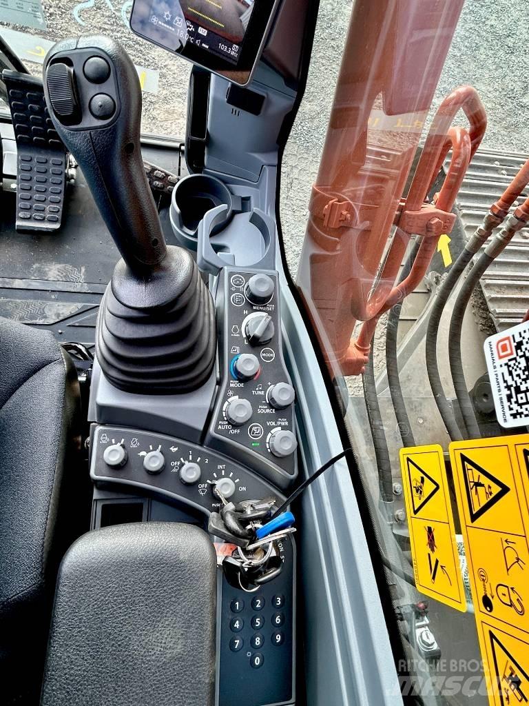 Hitachi ZX 210 LC-7 Гусеничні екскаватори