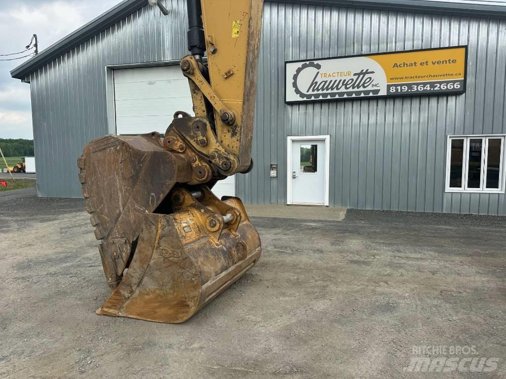 CAT 330F L Гусеничні екскаватори