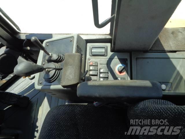 CAT 924 H Фронтальні навантажувачі