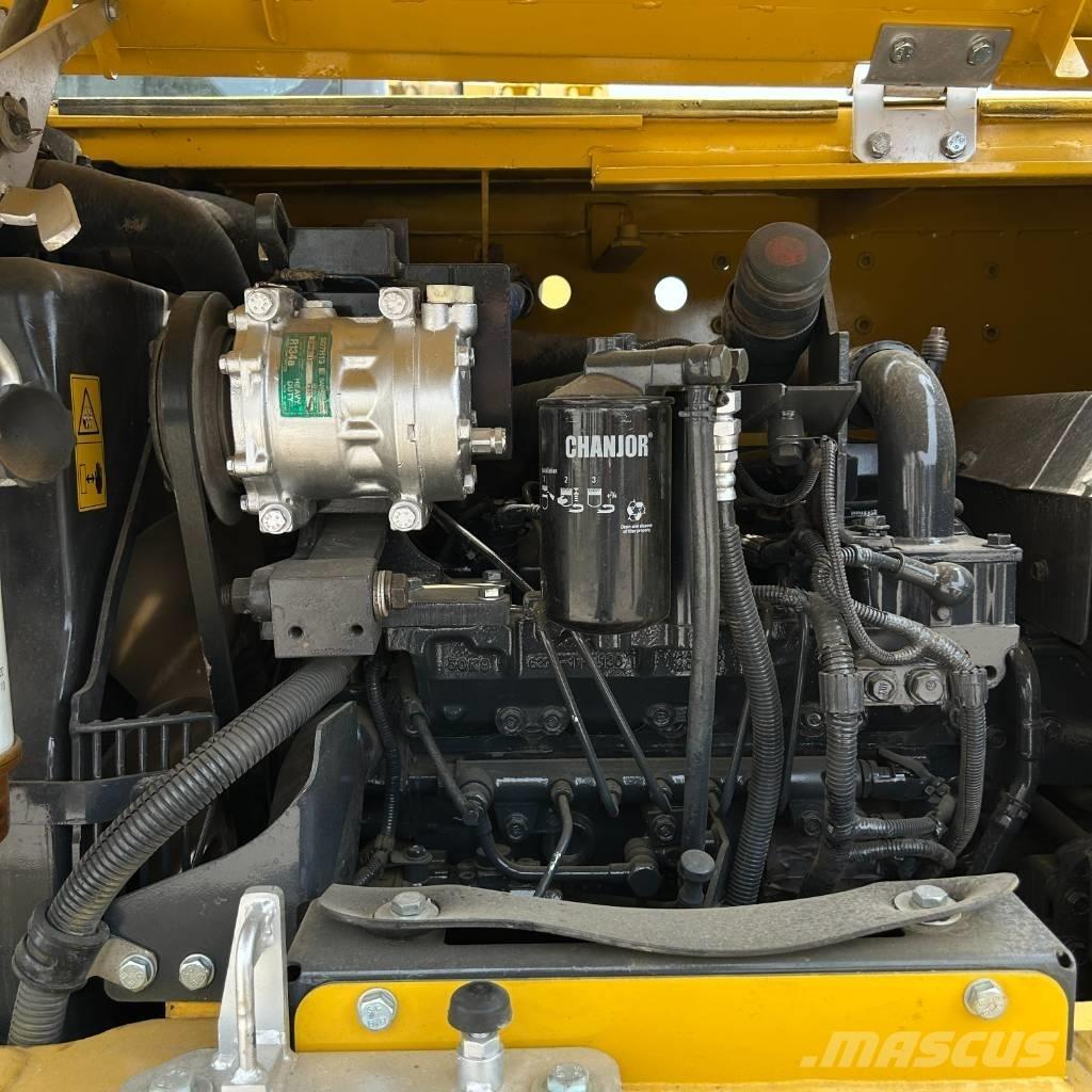 Komatsu 70-8 Гусеничні екскаватори