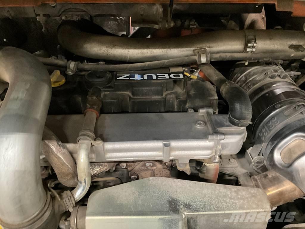 Mecalac 10 MCR Гусеничні екскаватори