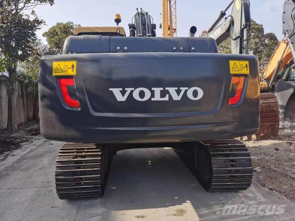 Volvo EC 210 Гусеничні екскаватори