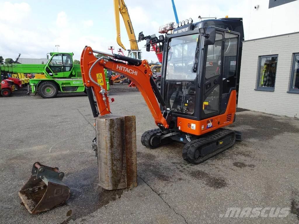 Hitachi ZX19-6 Міні-екскаватори < 7т