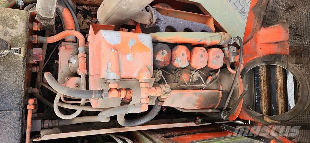 Atlas 1204 LC Спеціальні екскаватори