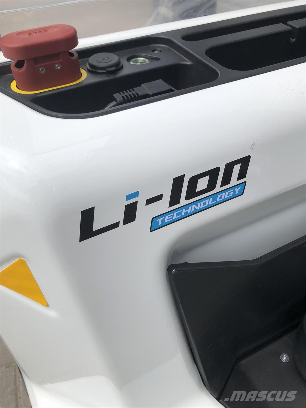 Bobcat LSM12N Самохідні електроштабелери