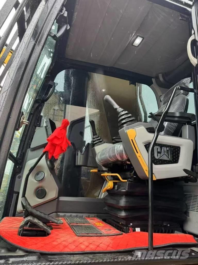 CAT 345GC Гусеничні екскаватори