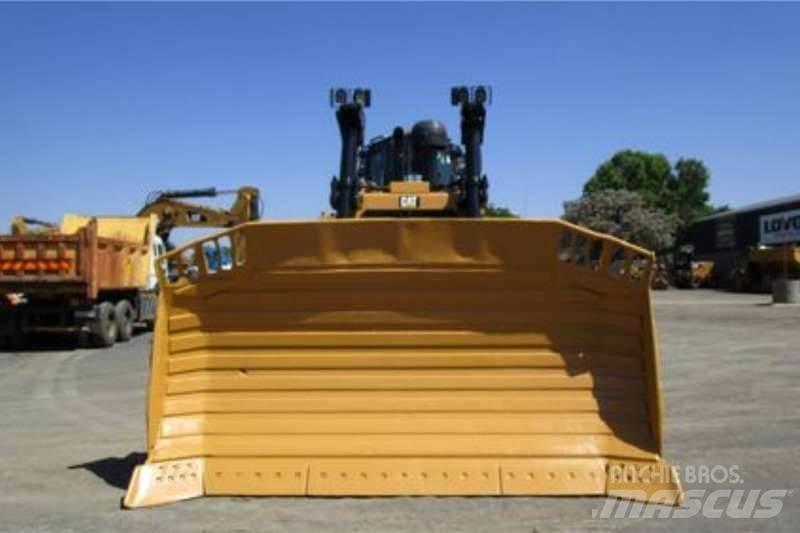 CAT D8R Гусеничні бульдозери