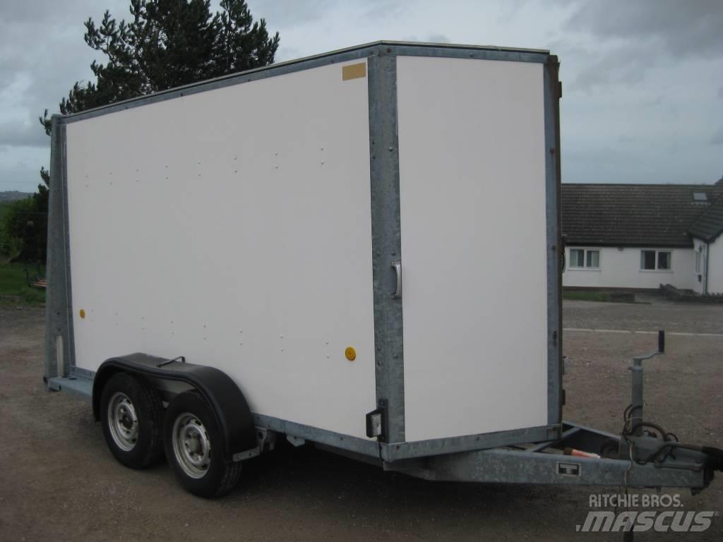 Ifor Williams BV105 Причепи-фургони