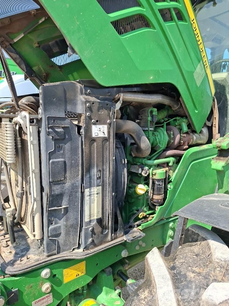 John Deere 6110M Трактори