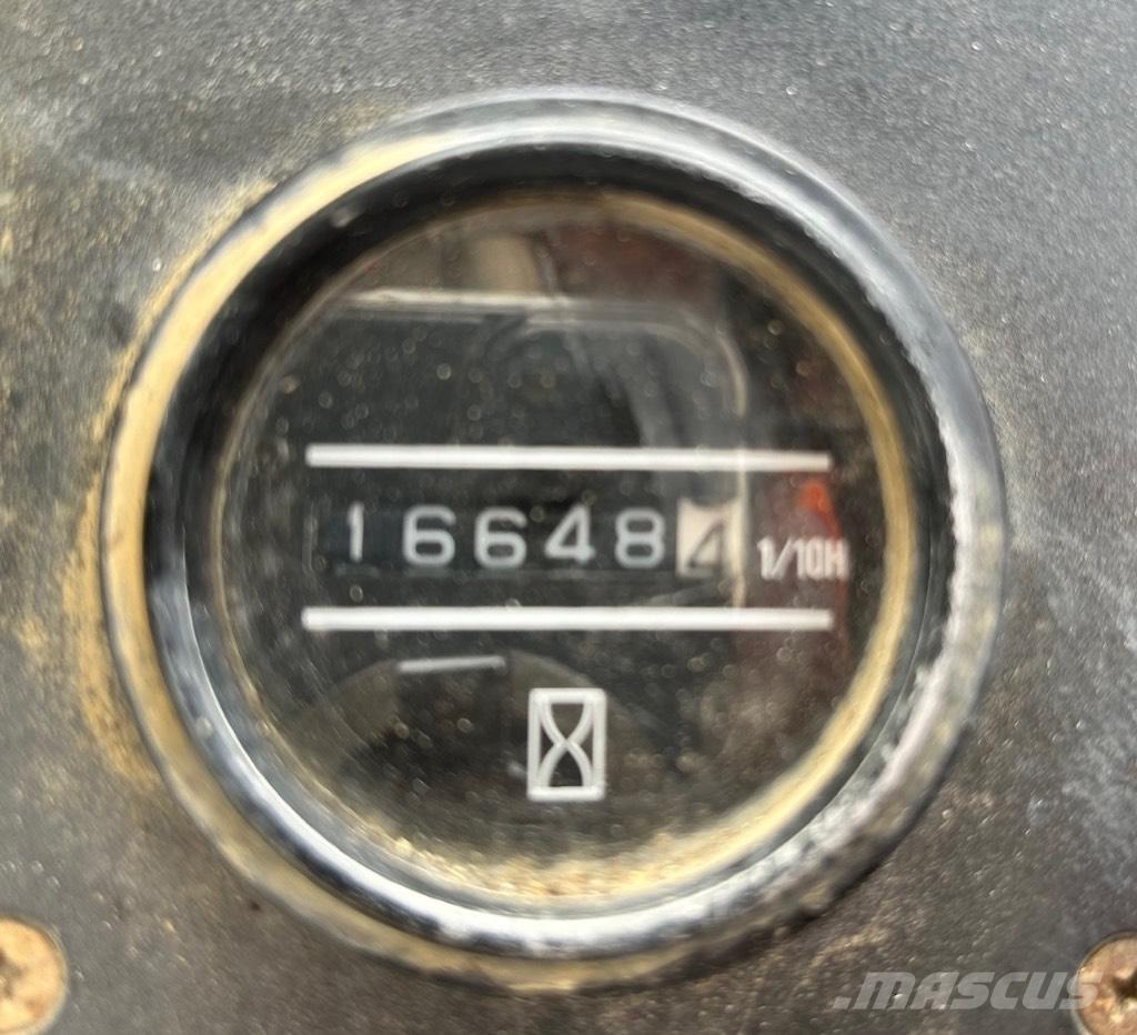 Nissan WF03A35U Дизельні навантажувачі