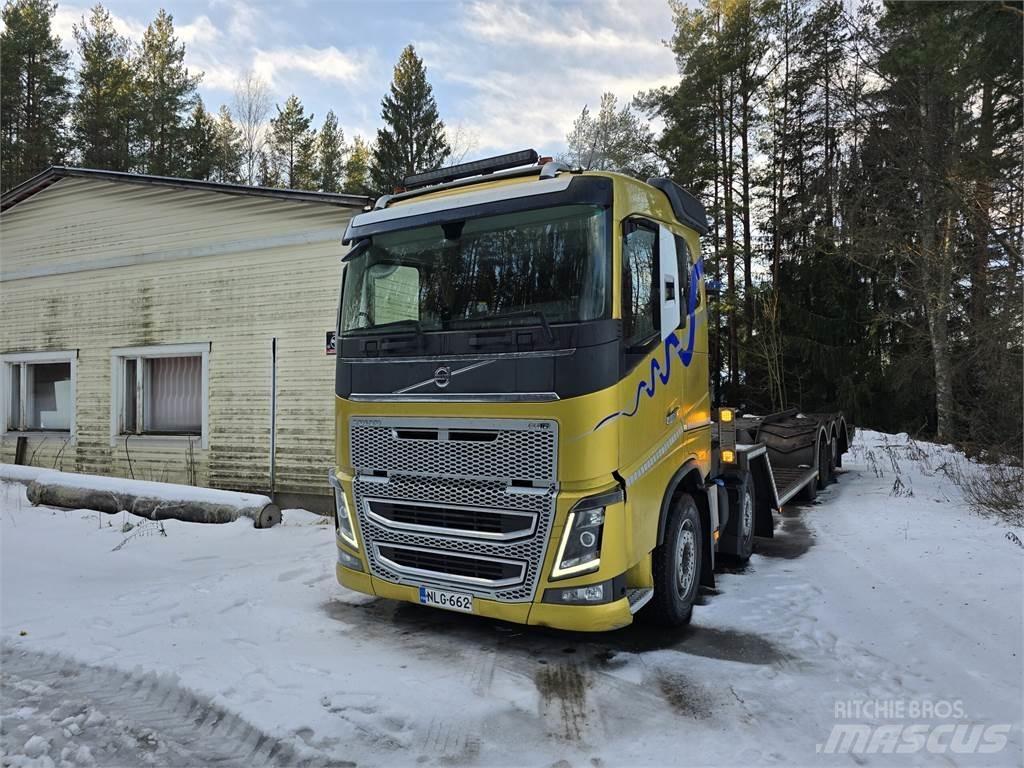 Volvo FH 16 750 Вантажівки для лісозаготівель