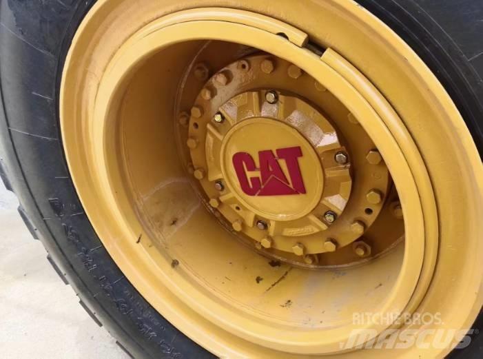 CAT 966H Фронтальні навантажувачі