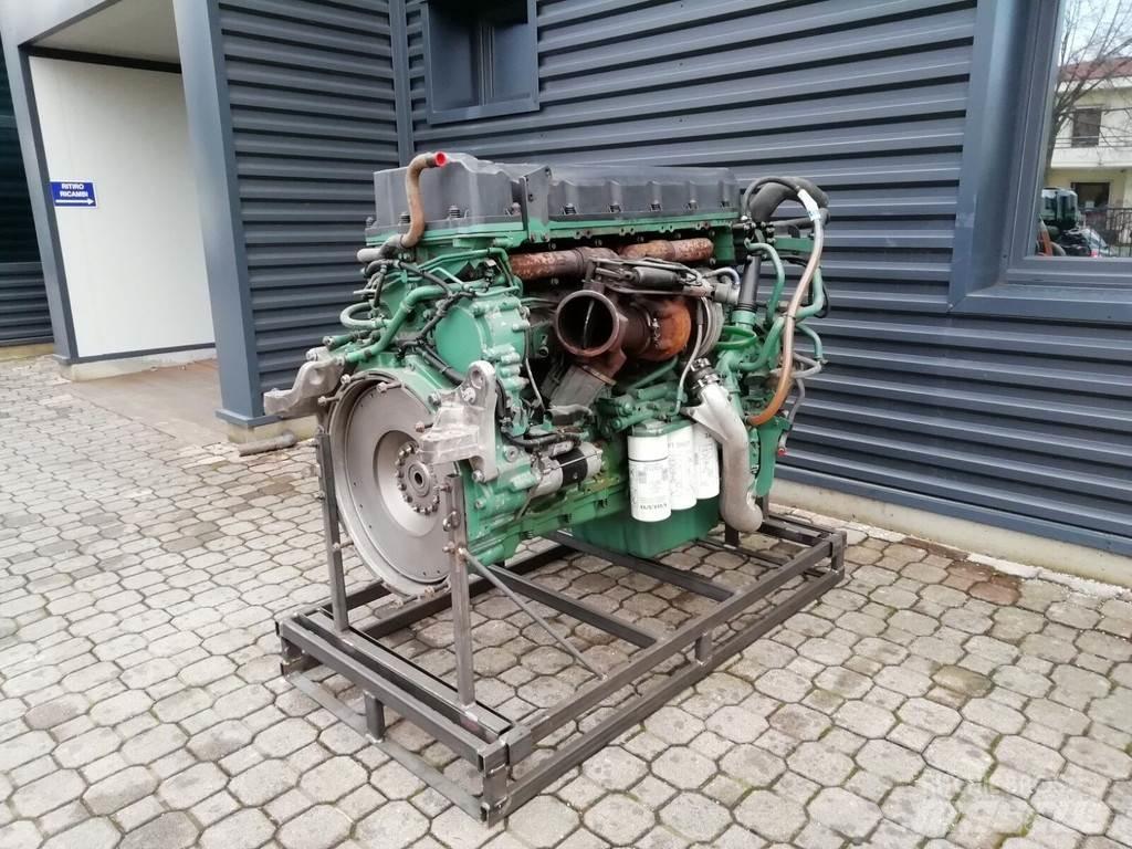 Volvo D16C Двигуни
