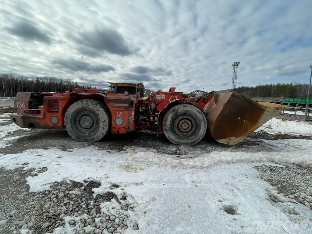 Sandvik LH 410 Підземні навантажувачі