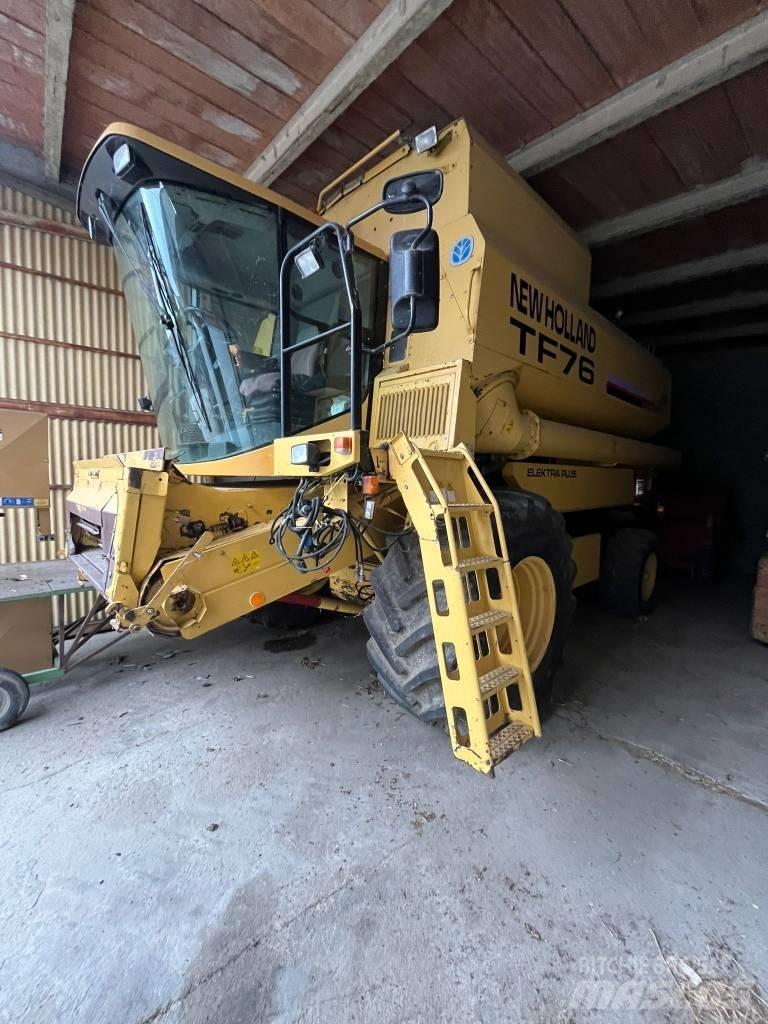 New Holland TF 76 Зернозбиральні комбайни