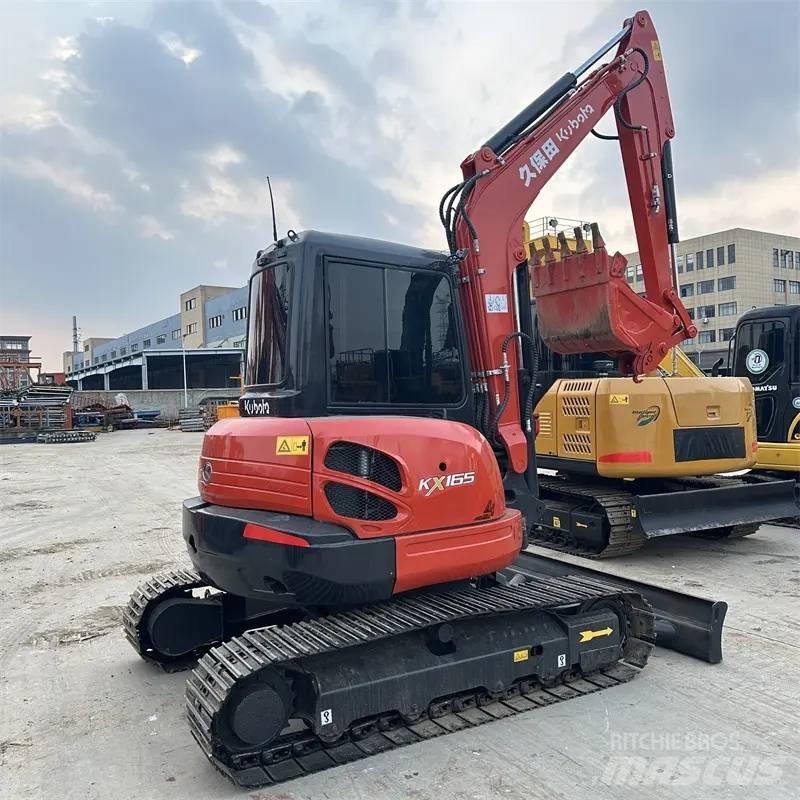 Kubota KX165 Гусеничні екскаватори